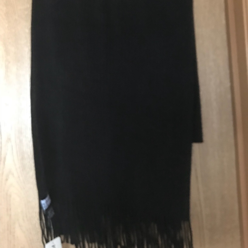 NWT Scarf